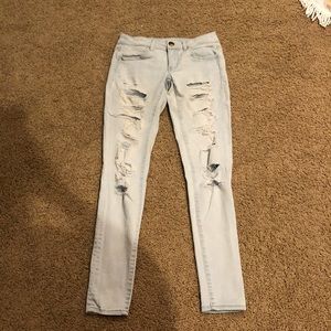 2 for $20 AEO Light Wash Distressed Jeans